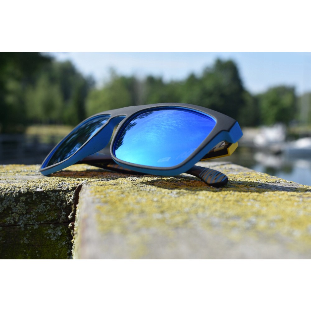 Blaue polarisierte Sonnenbrille omegamix.at
