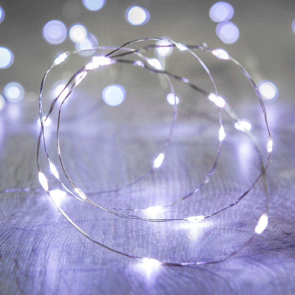 Lichterdraht mit 20 LED-Lampen mit Batteriebetrieb kaltes Weiß megamix.sk